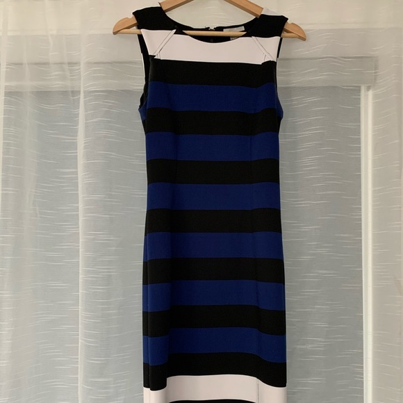 White and blue striped bodycon dress - Picture 1 of 4